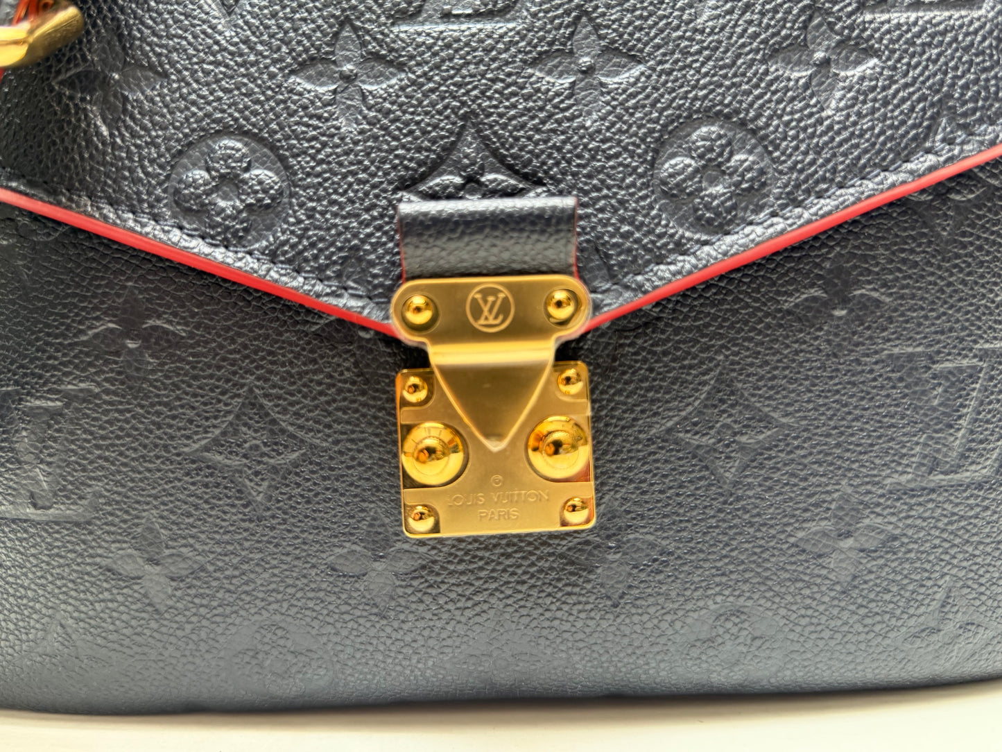 Louis Vuitton Pochette Métis Empreinte Navy