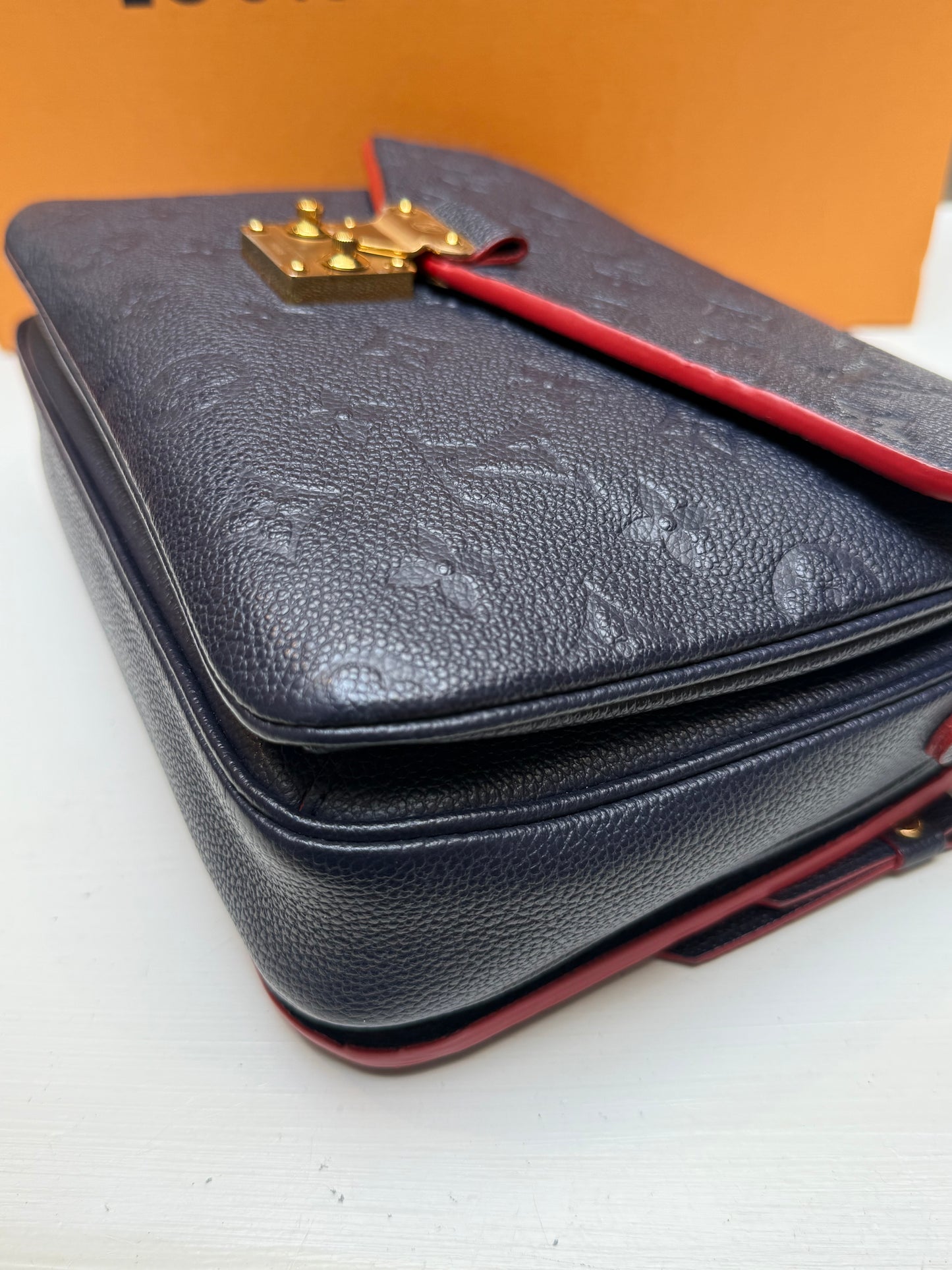 Louis Vuitton Pochette Métis Empreinte Navy