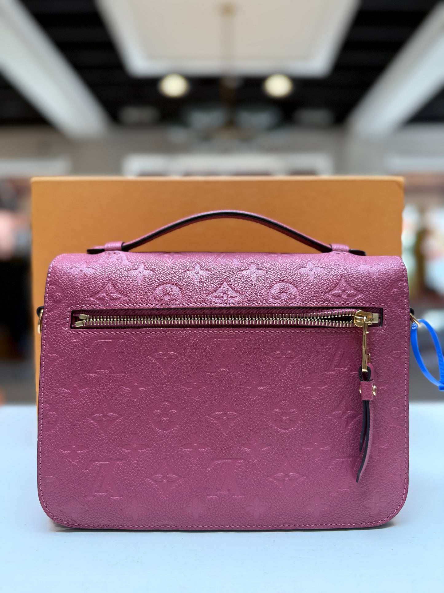 Louis Vuitton Pochette Metis Rose Bruyère