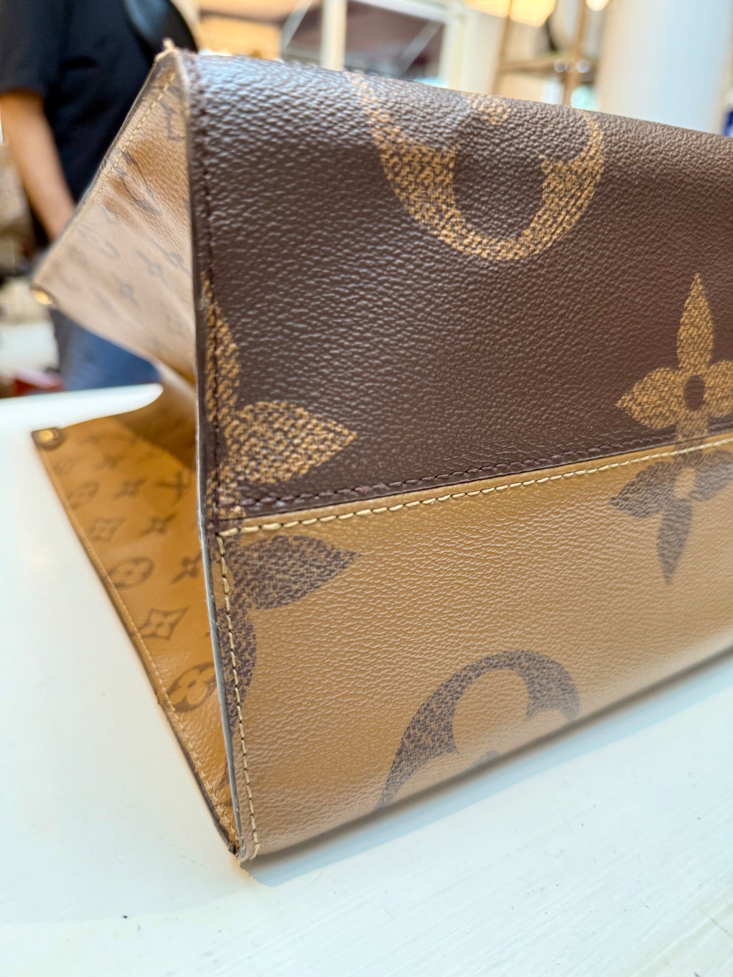 Louis Vuitton On-The-Go Tote GM Reverse Monogram