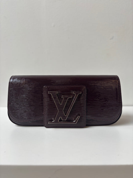 Louis Vuitton Sobe Vernis Clutch