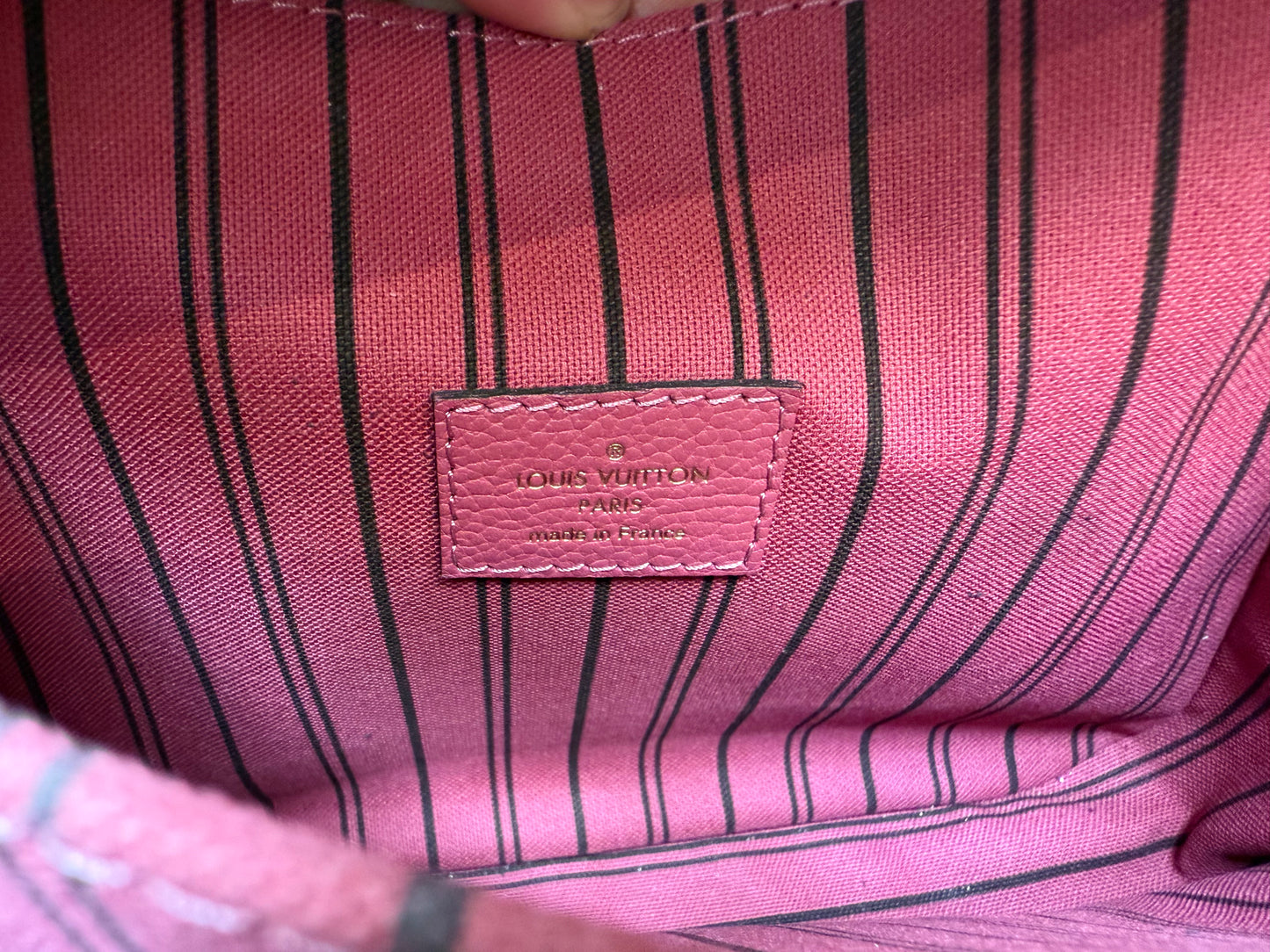 Louis Vuitton Pochette Metis Rose Bruyère