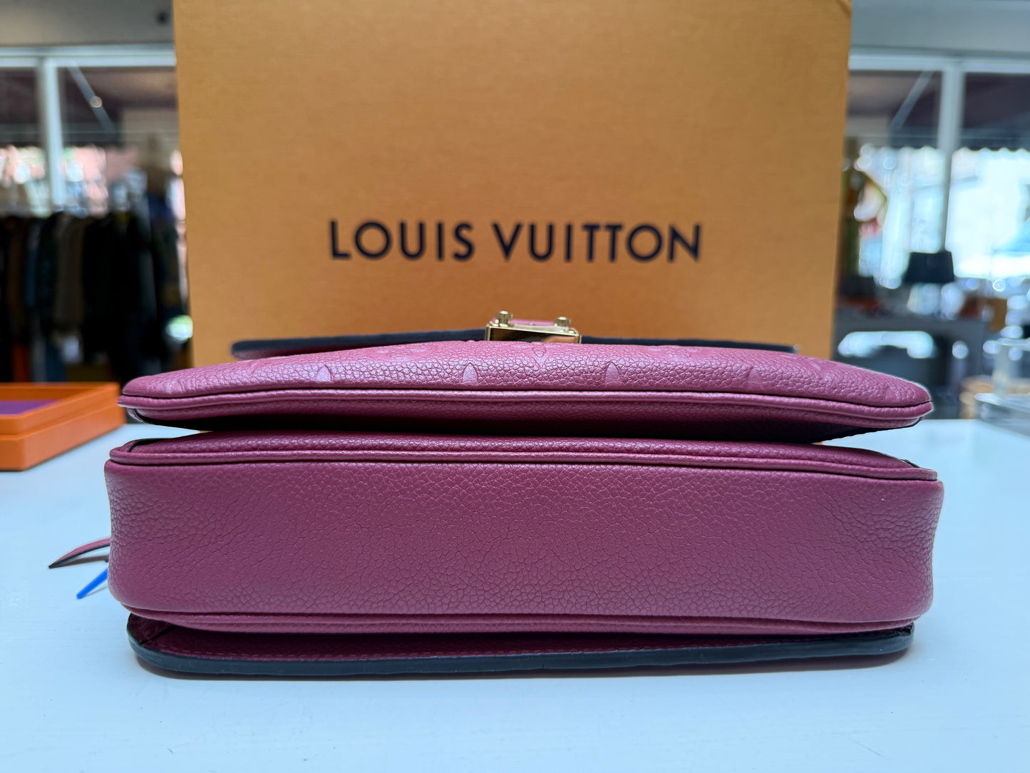 Louis Vuitton Pochette Metis Rose Bruyère