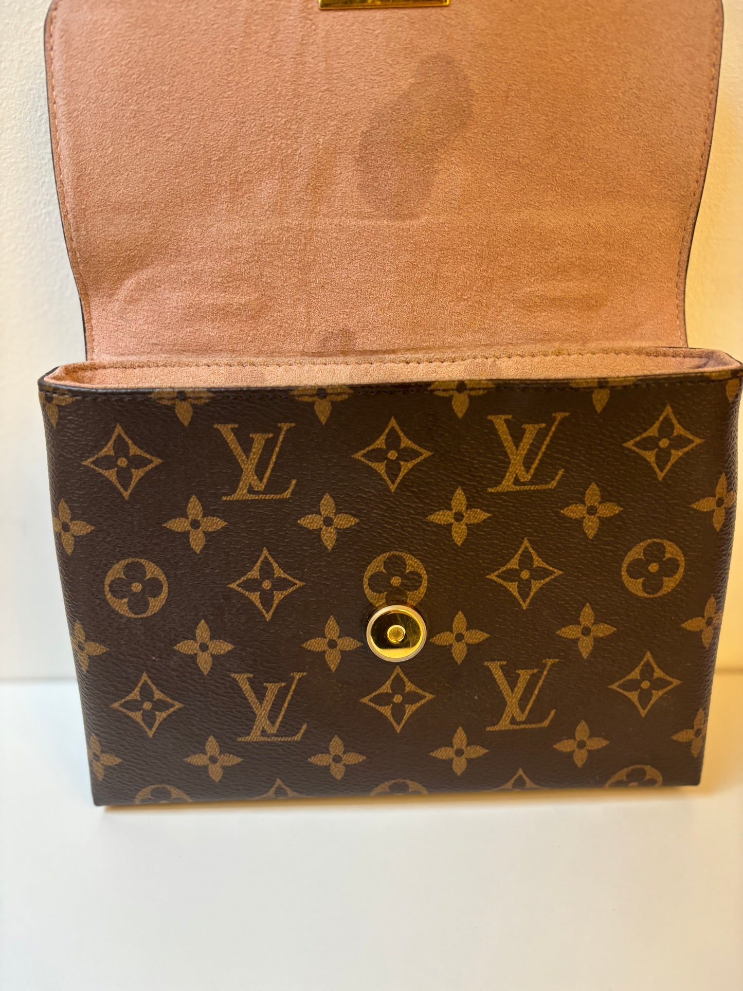 Louis Vuitton Lock BB